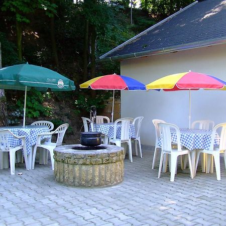 Relax Apartmans Balatonszárszó Extérieur photo
