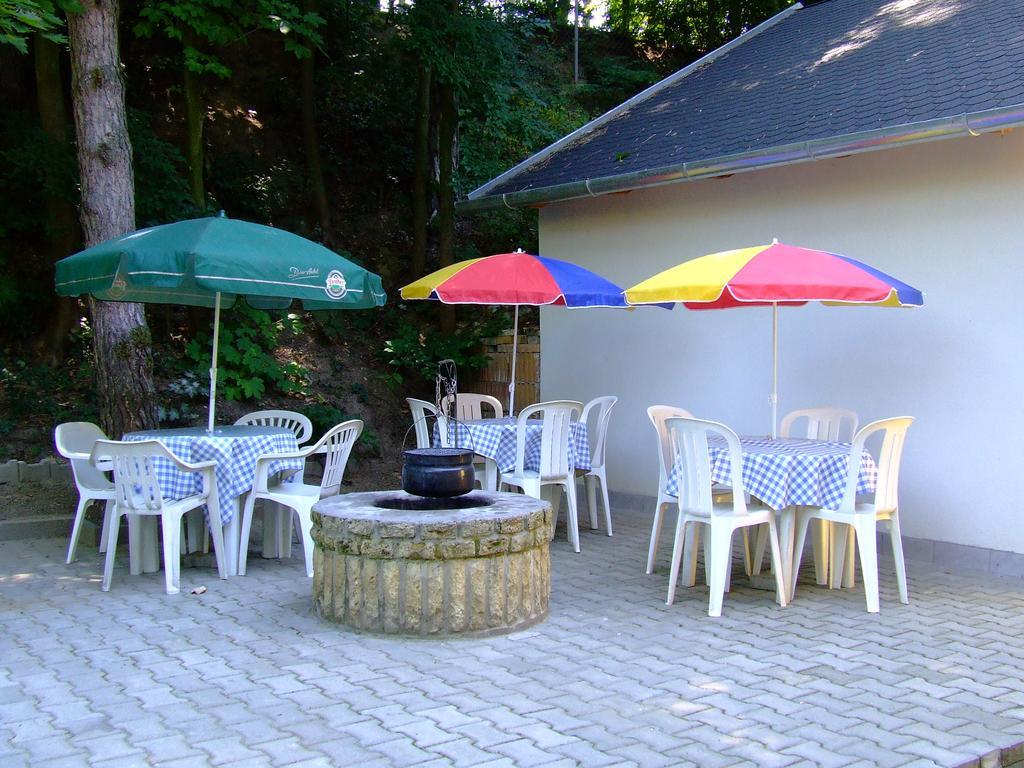 Relax Apartmans Balatonszárszó Extérieur photo